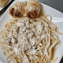 Chicken Fettuccine Alfredo Lunch